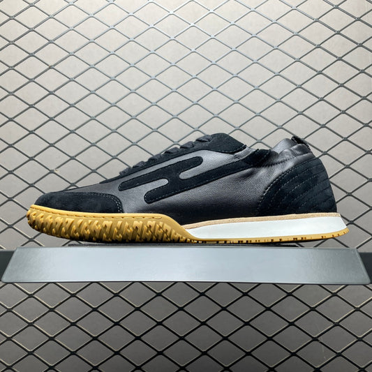 Hermes Jet German Army Trainers Black